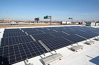 Solar photovoltaic array on roof of Commerce Bank Center for Science Education